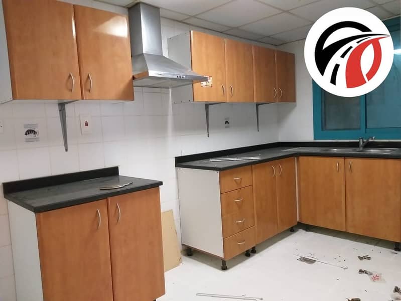 3BHK Available For Rent Very Easy Access To Metro