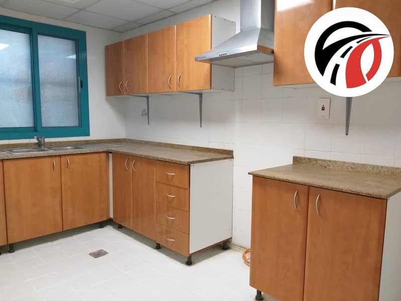 3BHK Available For Rent Very Easy Access To Metro - Image 7