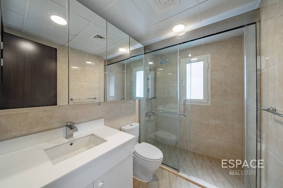 Exclusive |Corner Plot |Upgraded |Vacant - Image 15