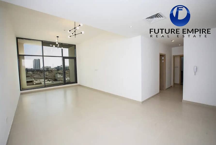 Spacious 2BHK | Maid’s Room | Big Balcony | Book Now