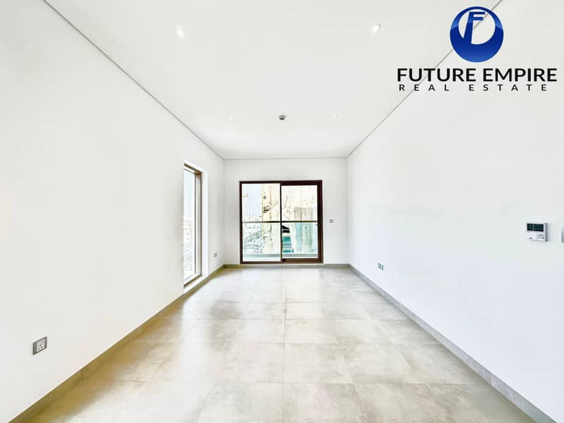 LUXURY NEW 2 BR | FITTED KITCHEN | PARK | POOL | GYM