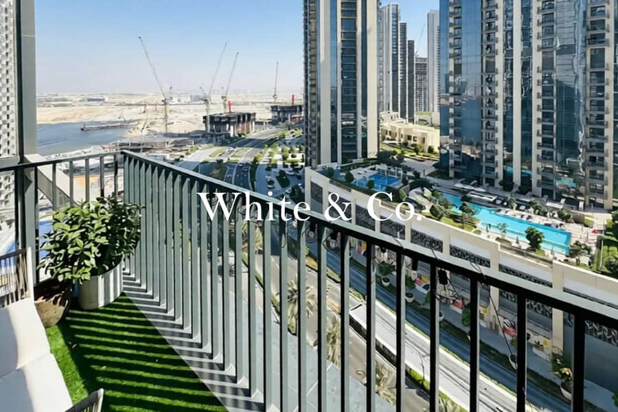 Furnished | Waterfront | Corner Apartment