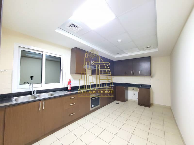 Luxury 1BHK | Ready to Move In | Gym & Pool | Close Metro - Image 10