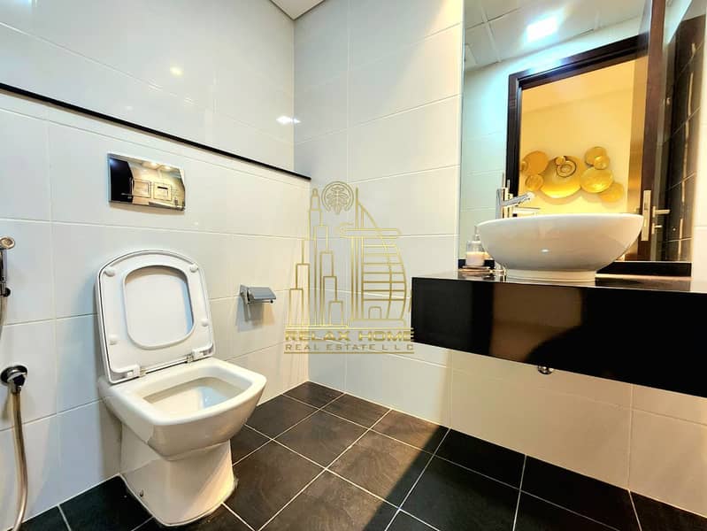 Fully Furnished 1BHK | Ready to Move | Gym & Pool | Near Metro - Image 12