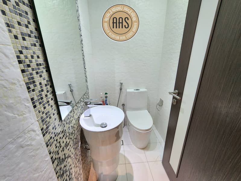 Luxury fully furnished 1bhk || convert to 2bhk || rent 75k only || all amenities || arjan - Image 10