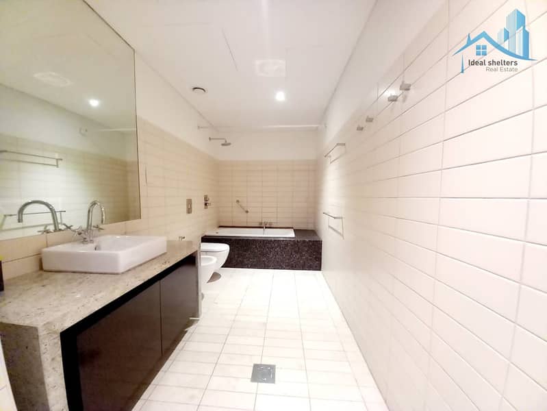 LUXURIOUS 1BHK || HUGE SIZE || LUXURY BUILDING - Image 7