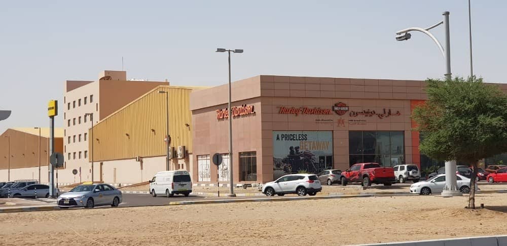 Huge and Affordable Showroom in Mussafah