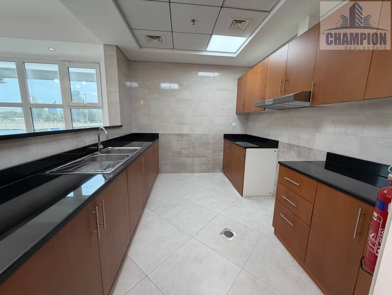 Chiller Free Spacious 3BHK | Family Only | Gym Covered Parking | 24/7 Security