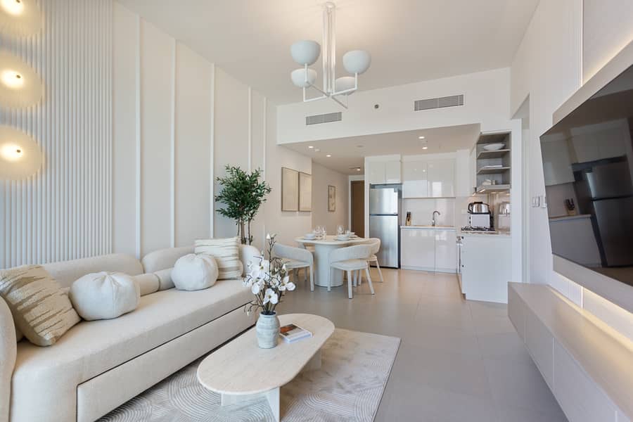 Bright and Exquisite 1-Bedroom in Downtown views 2