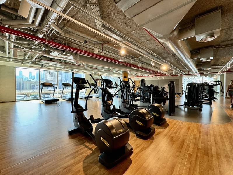 Bright and Exquisite 1-Bedroom in Downtown views 2 - Image 14