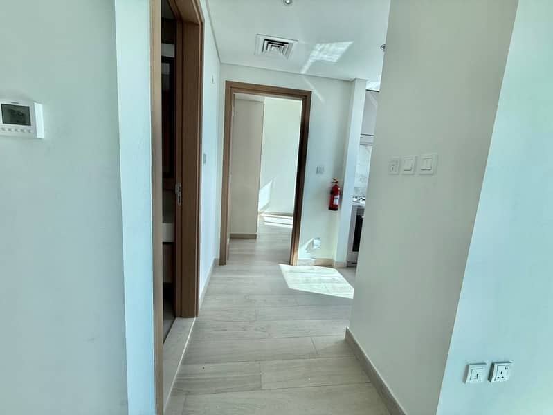 Burj khalifa View | Premium & Spacious 1 BHK for Rent | 2 Washrooms | All Amenties Are Available - Image 10