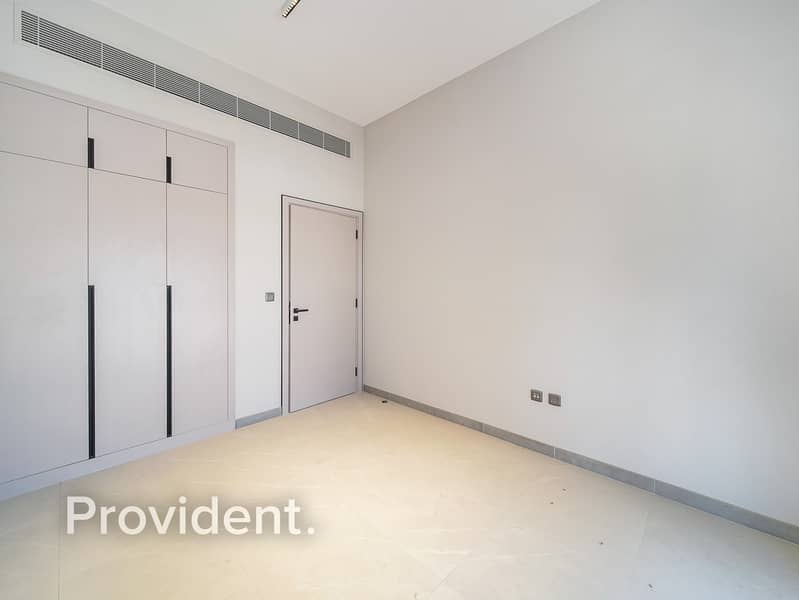 Single Row | Ready to Move | Brand New - Image 17