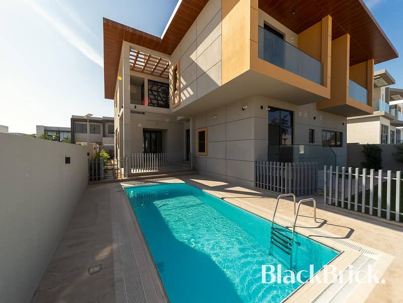 Single Row | Smart Home | Ready To Move In