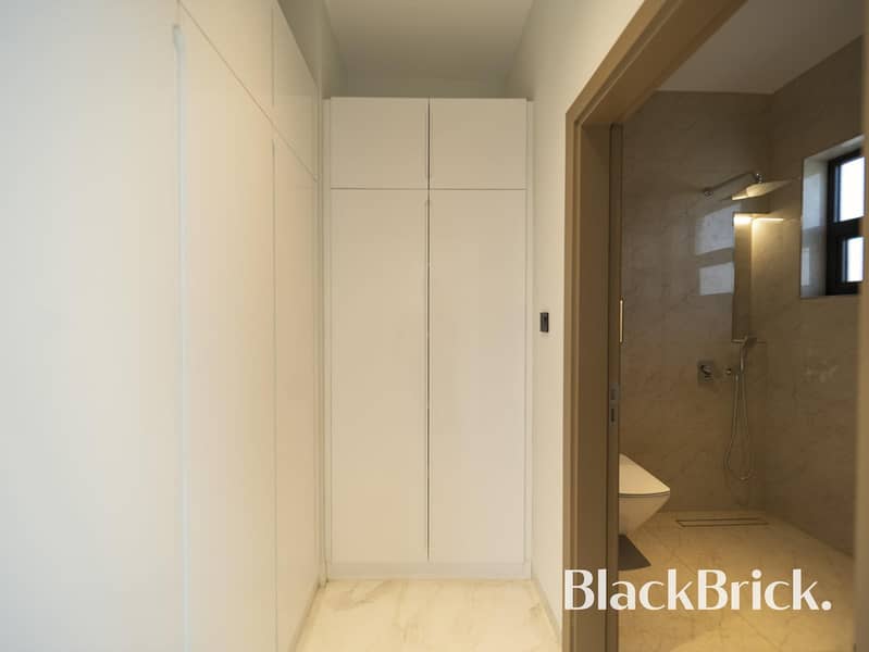 Single Row | Smart Home | Ready To Move In - Image 9