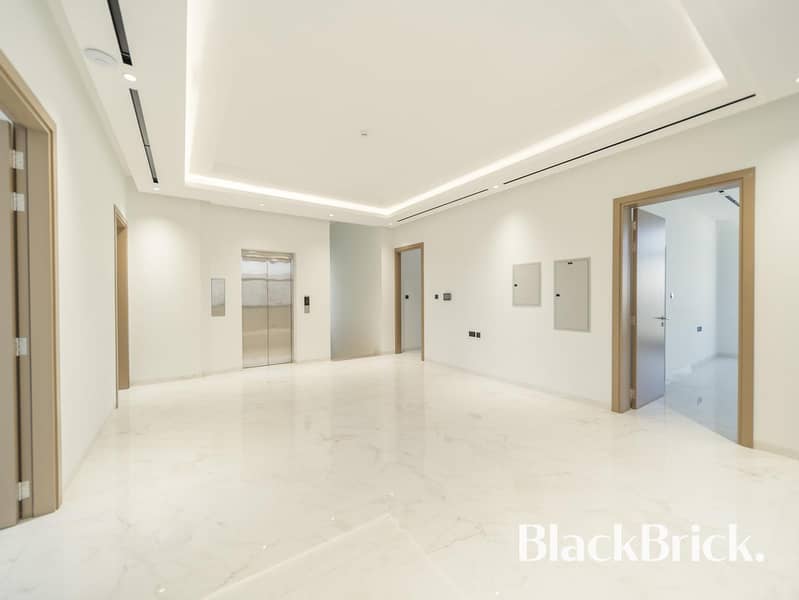 Single Row | Smart Home | Ready To Move In - Image 21