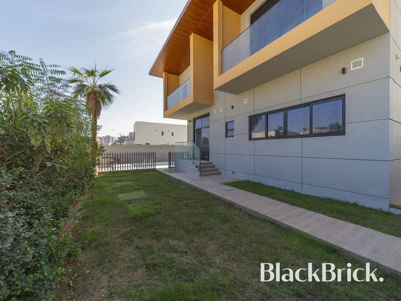 Single Row | Smart Home | Ready To Move In - Image 23