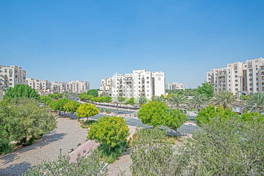 Larger Unit | Big Terrace | Rented - Image 10