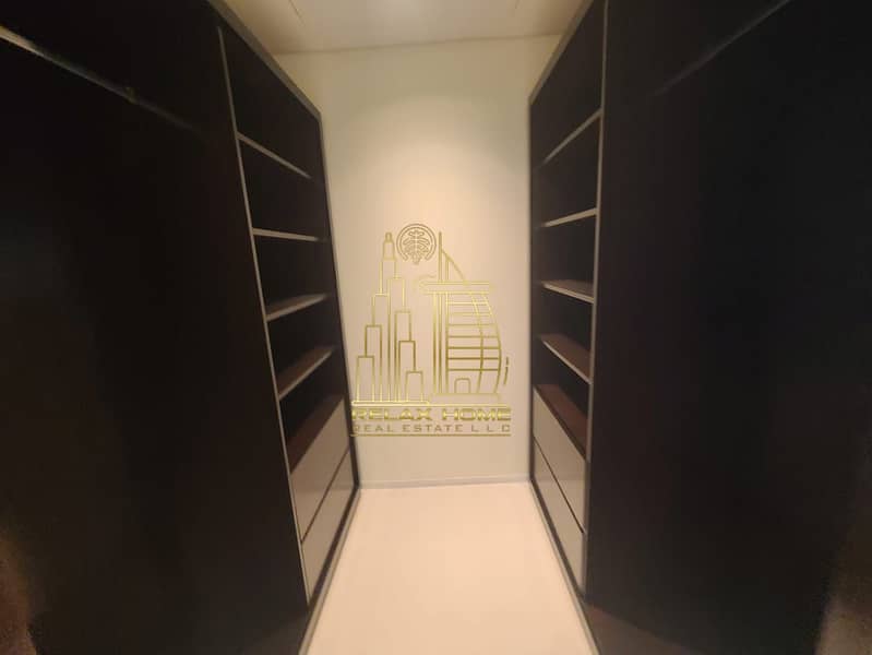 Elegant 2BHK | Chiller Free | Sea View | Prime Location - Image 13