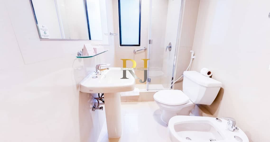 Fully Furnished Studio With Modern Design - Image 12