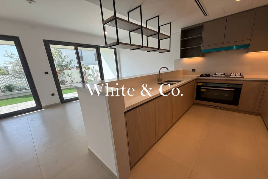 Pool & Park | Landscaped | Upgraded Unit