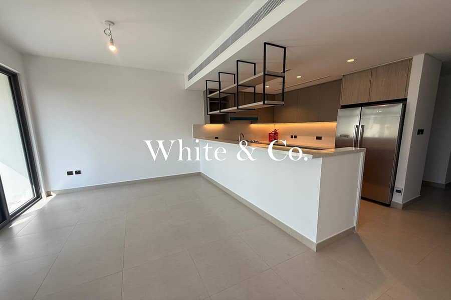 Pool & Park | Landscaped | Upgraded Unit - Image 6