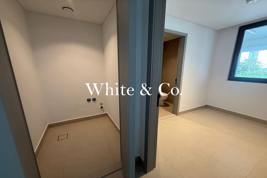 Pool & Park | Landscaped | Upgraded Unit - Image 9