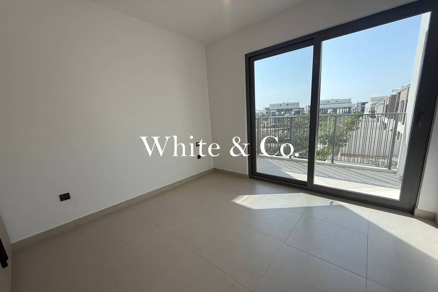 Pool & Park | Landscaped | Upgraded Unit - Image 14