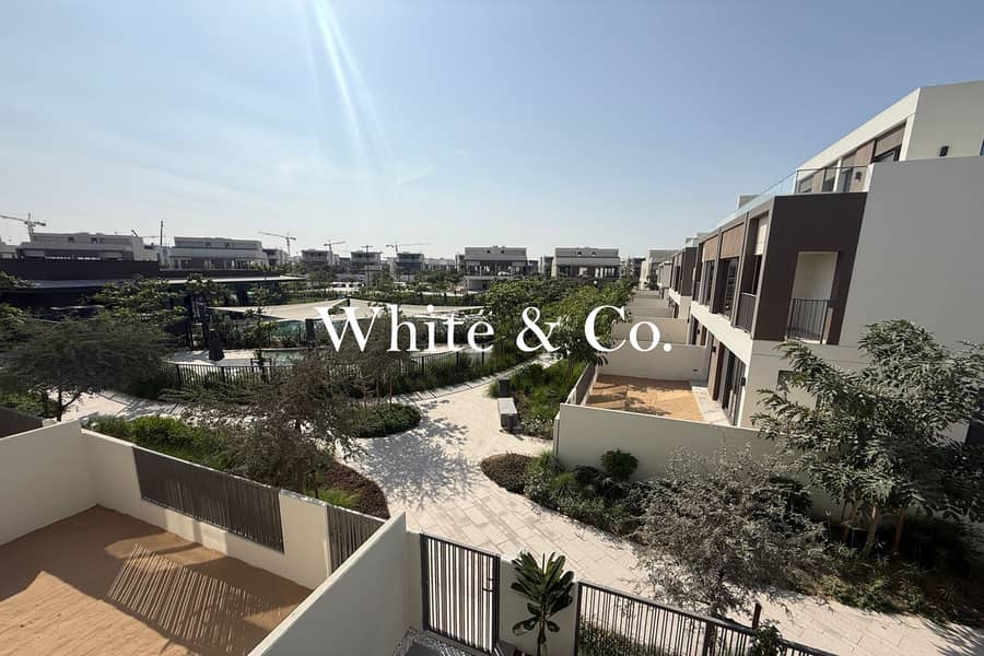 Pool & Park | Landscaped | Upgraded Unit - Image 23