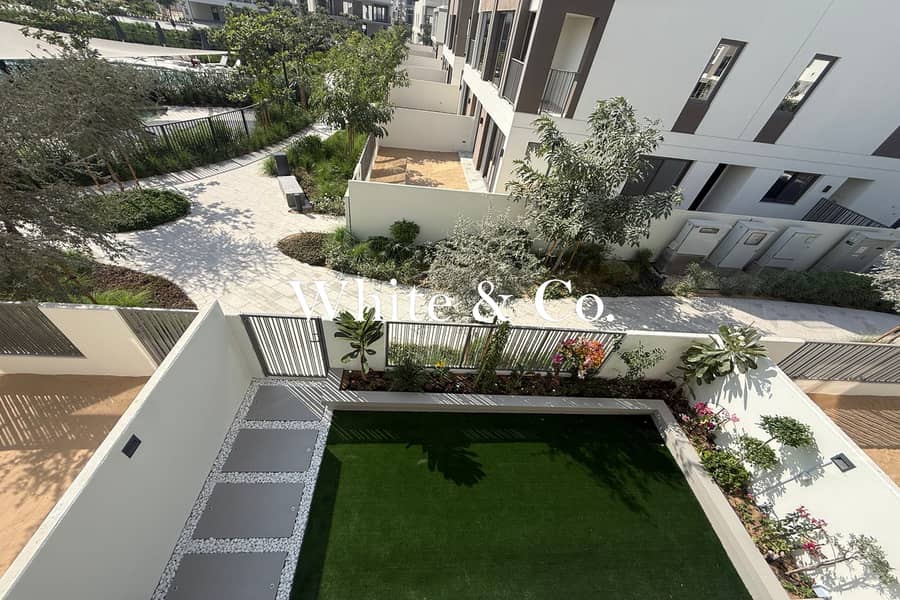 Pool & Park | Landscaped | Upgraded Unit - Image 25