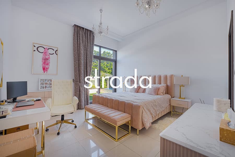 Park views | Stand alone | Private pool - Image 9