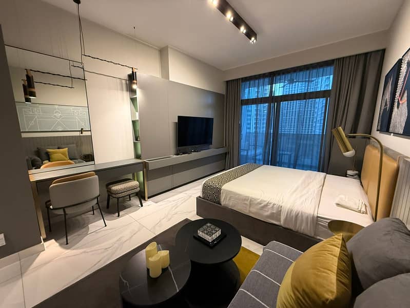 Winter Deal • Modern Stay • Dubai Mall Nearby • Top Amenities