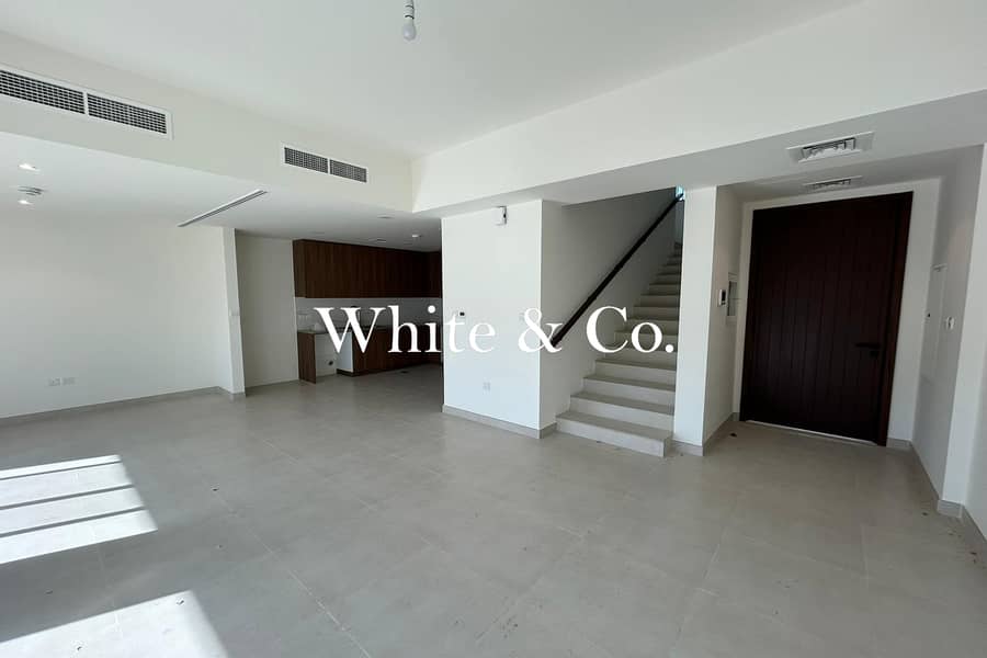 Opposite Pool & Park | Single Row | Vastu - Image 7