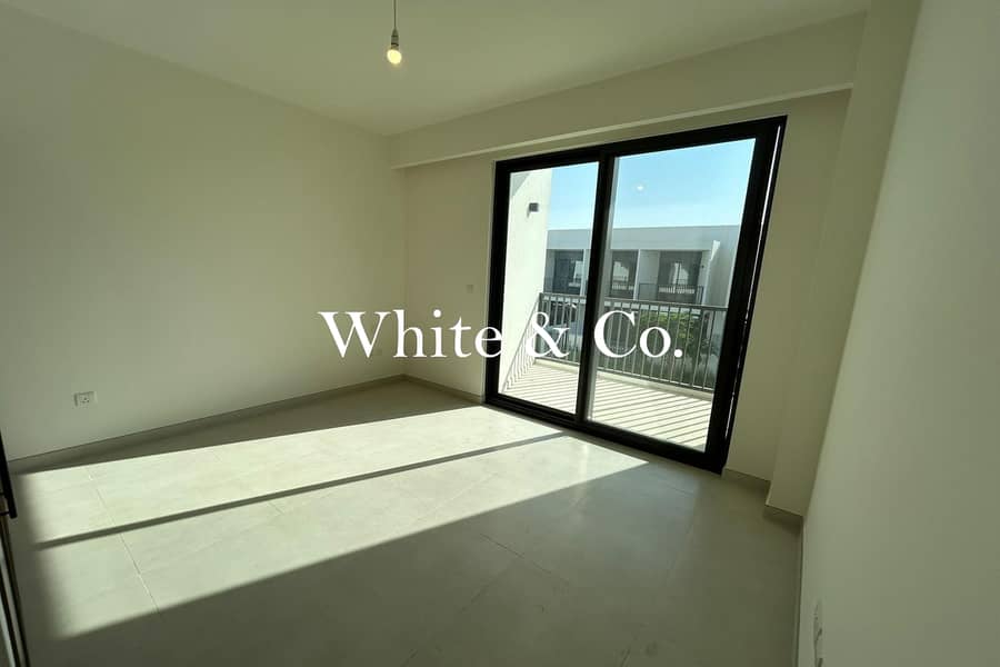 Opposite Pool & Park | Single Row | Vastu - Image 11