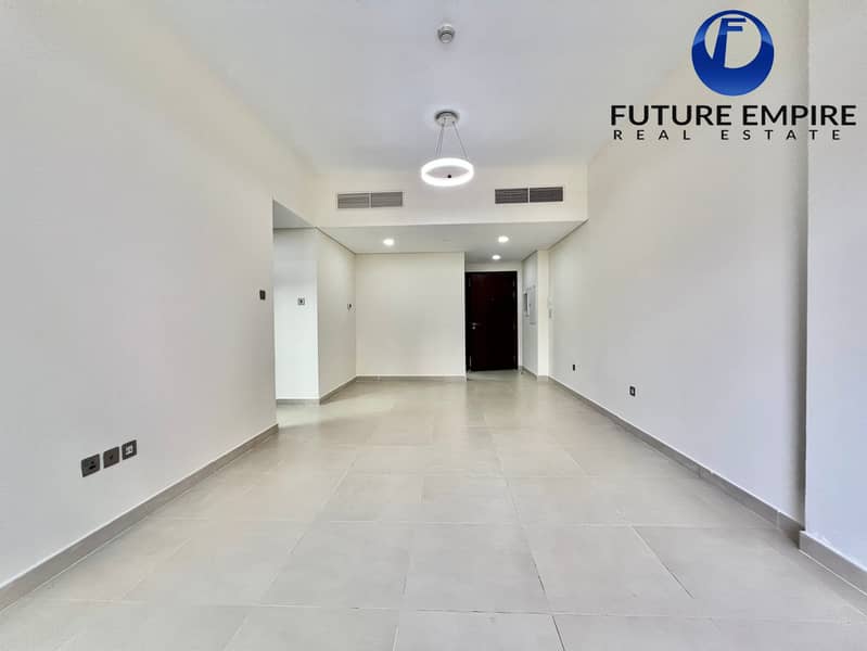 Spacious|2Bedroom With Huge Balcony|Near Metro