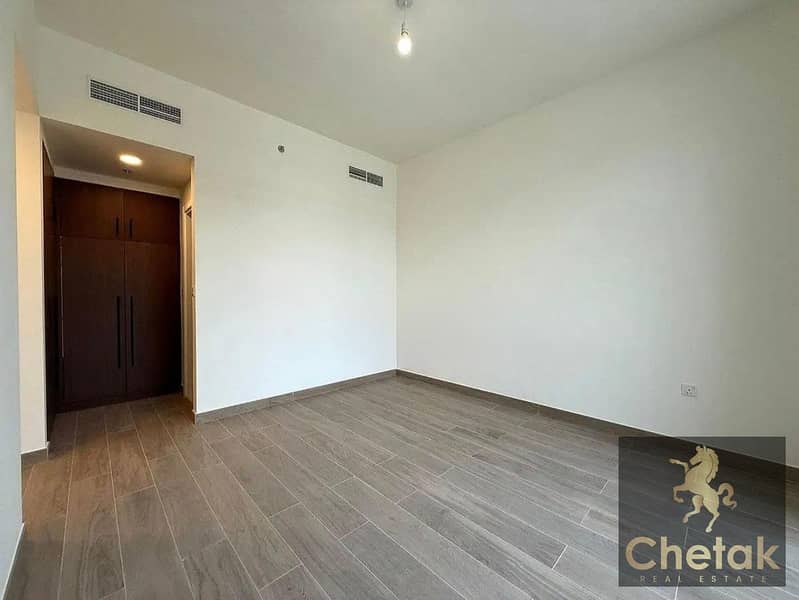 Great Layout | Holland Gardens | Well Maintained