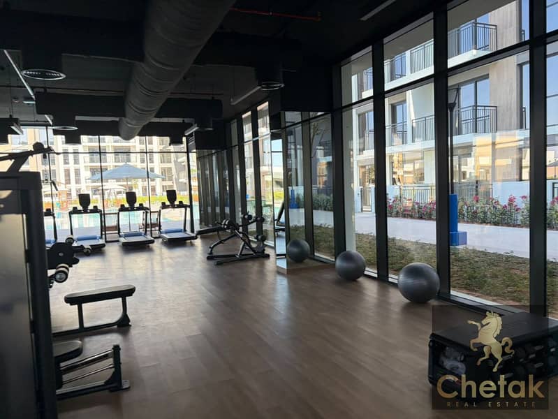 Great Layout | Holland Gardens | Well Maintained - Image 8