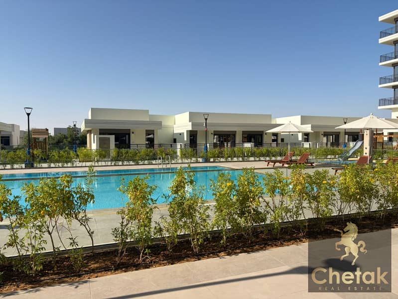 Great Layout | Holland Gardens | Well Maintained - Image 12