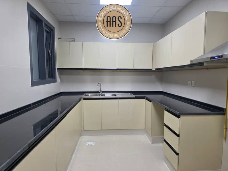 Full Brand New Building 3Bhk Plus Maids Room 140k Full Facilities