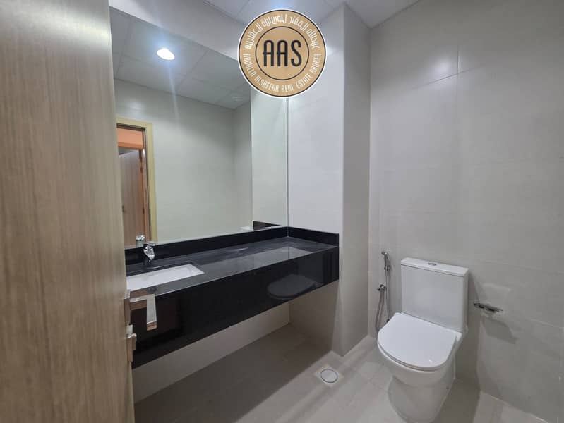 Full Brand New Building 3Bhk Plus Maids Room 140k Full Facilities - Image 10