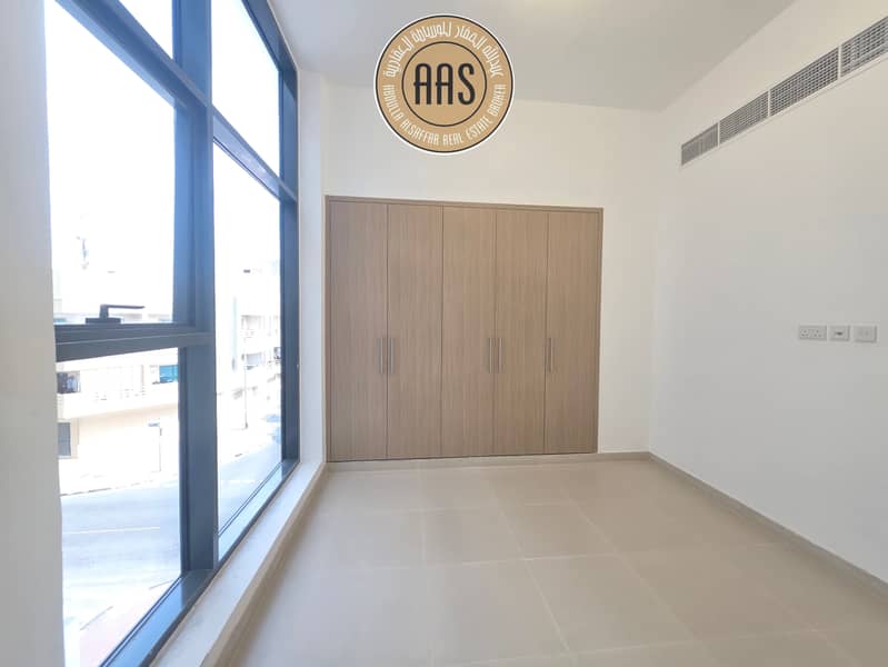 Full Brand New Building 3Bhk Plus Maids Room 140k Full Facilities