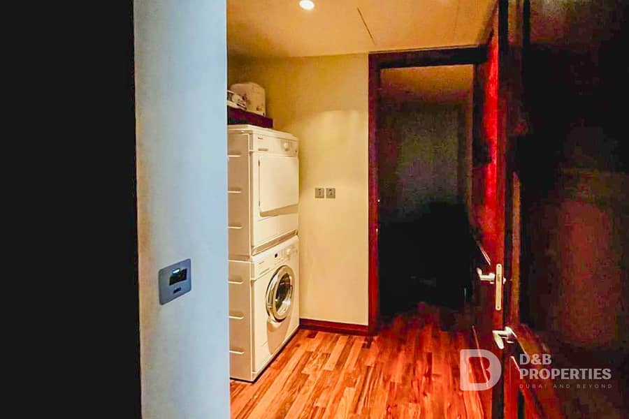 Sky High Luxury | Fountain Views | Vacant - Image 11