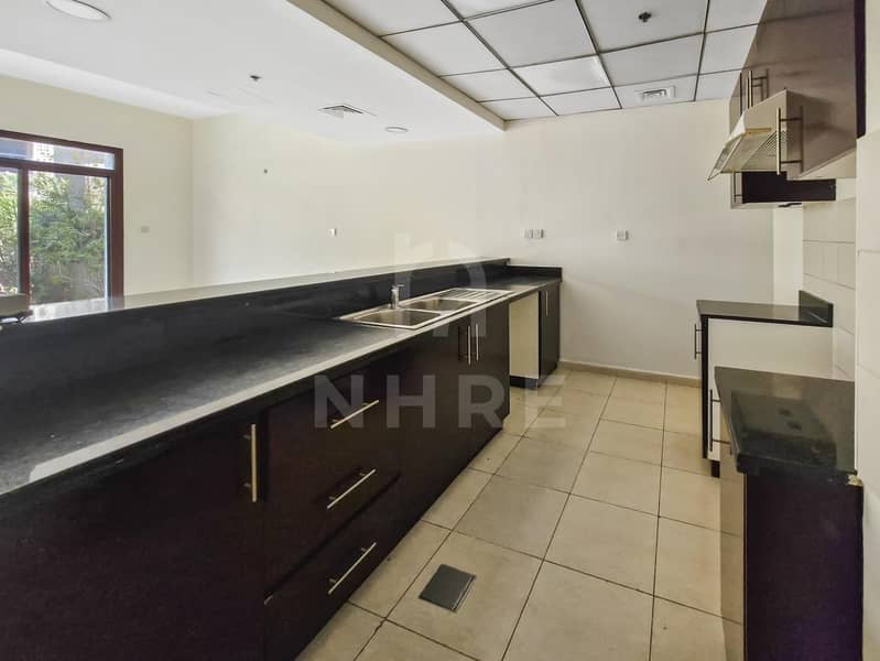 4 BED TOWNHOUSE | MAID | STORAGE |3 GARAGE PARKING - Image 14