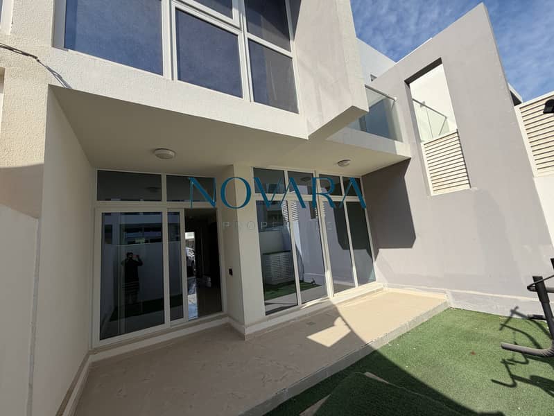 GENUINE RESALE | Rented | 3BED | B2B | SPACIOUS LAYOUT RRM - Image 8