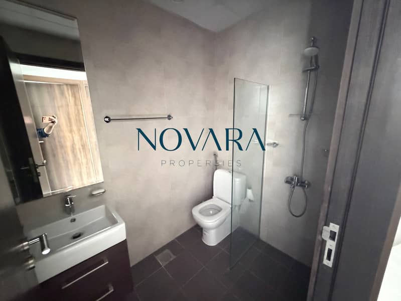 GENUINE RESALE | Rented | 3BED | B2B | SPACIOUS LAYOUT RRM - Image 11