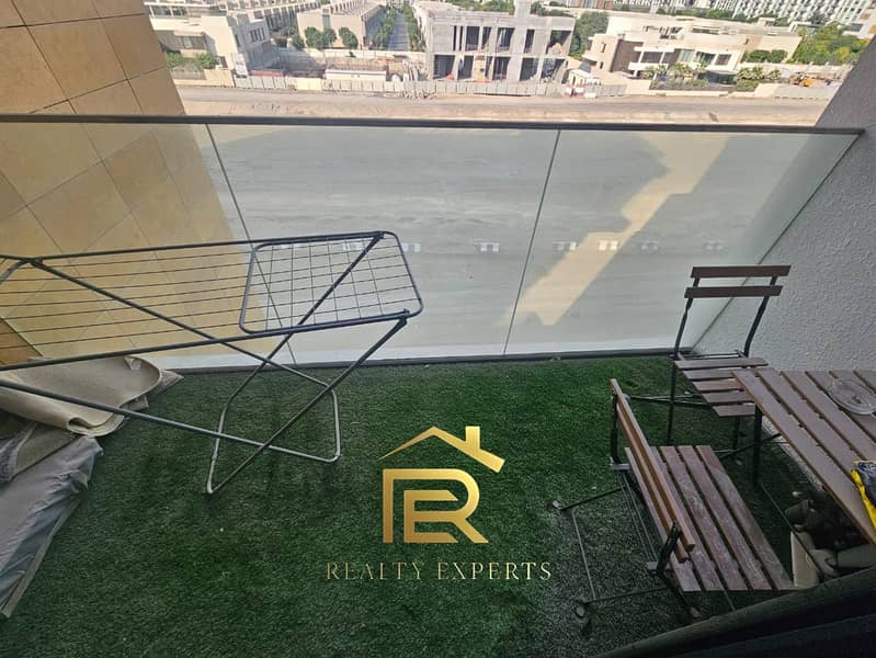 LAGOON AND BURJKHLIFA VIEW |CHILLER FREE | VACANT - Image 18