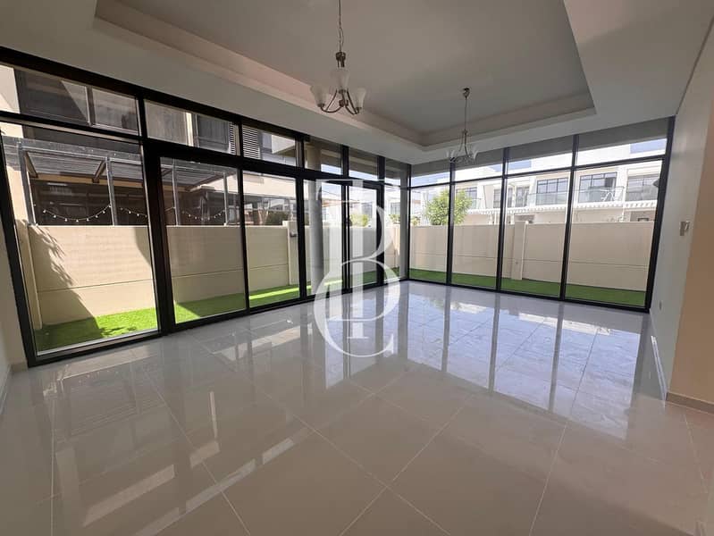 4 Bedroom Modern Townhouse | Perfect for Family - Image 7