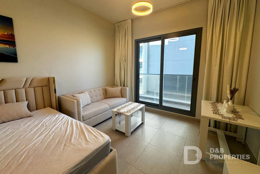 Instant Income | Pool View | Furnished