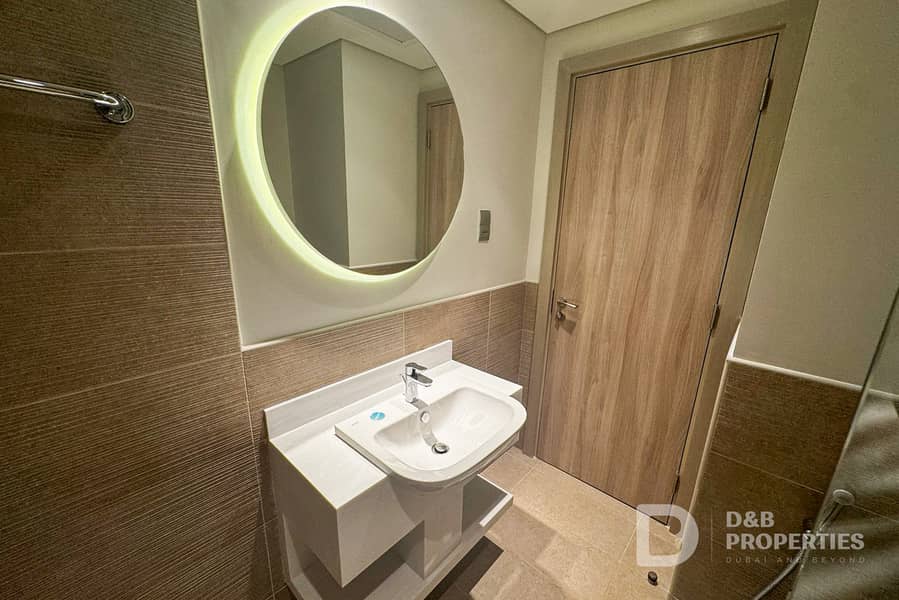 Instant Income | Pool View | Furnished - Image 11