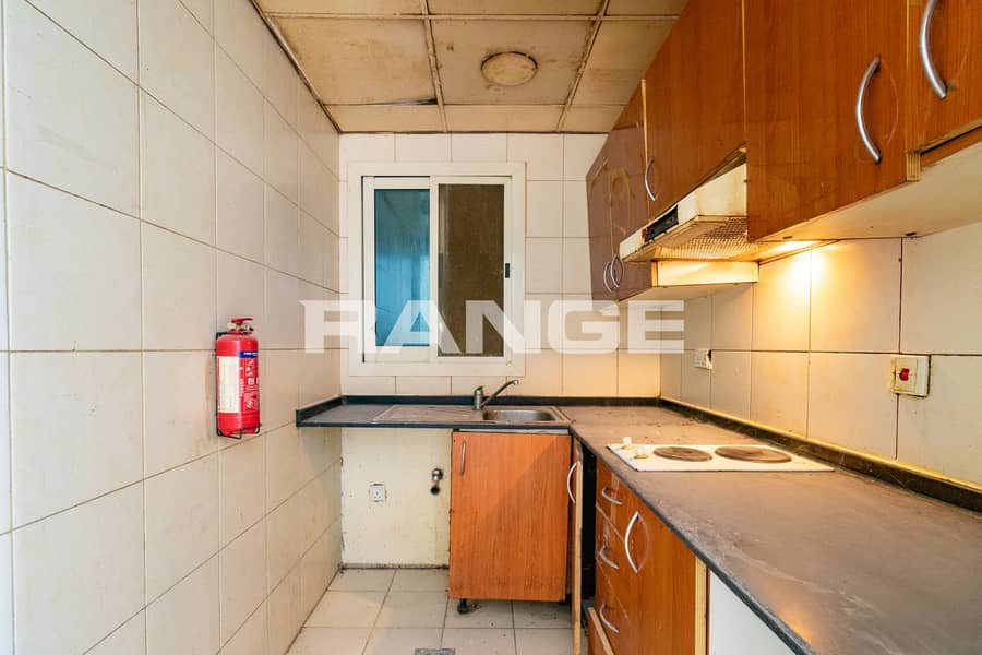 Huge and Bright Studio| Staff | Executive