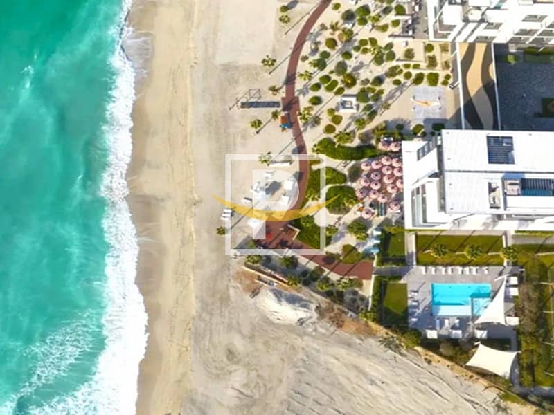 Ultra-Luxury Mansion| Close To Beach Area